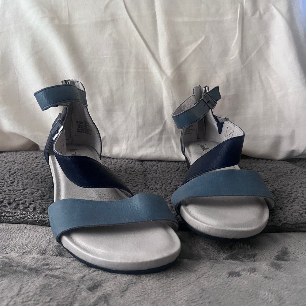 Jambu Two-Tone Blue Sandals